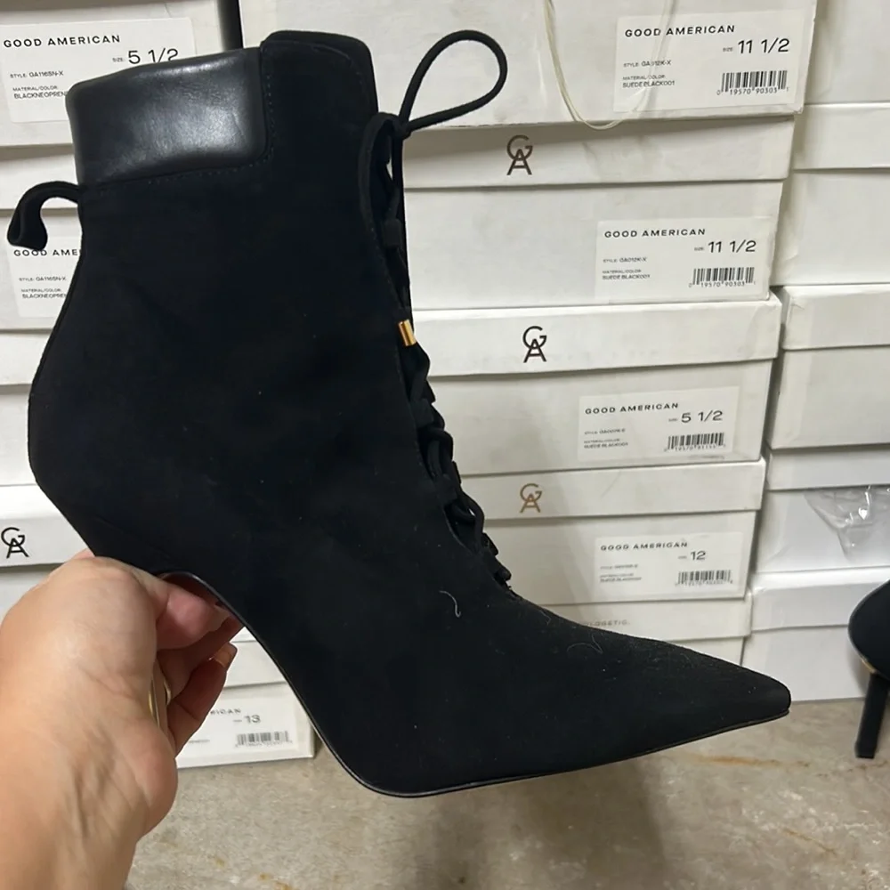 Good American Suede Black Booties NWT Several Sizes - Picture 4 of 7